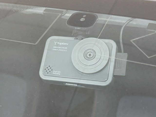 �y�h���C�u���R�[�_�[�z�h���C�u���R�[�_�[����!���s���͂������A������^�]�⎖�̂ɑ��������ہA�f���ŋL�^���A����̃��X�N�ɔ����܂��B���L�^�pSD�J�[�h�͂��q�l�����g�ł��������������K�v������܂��B