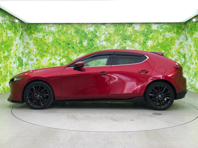 MAZDA3ファストバック1.8 XD バーガンディ セレクション