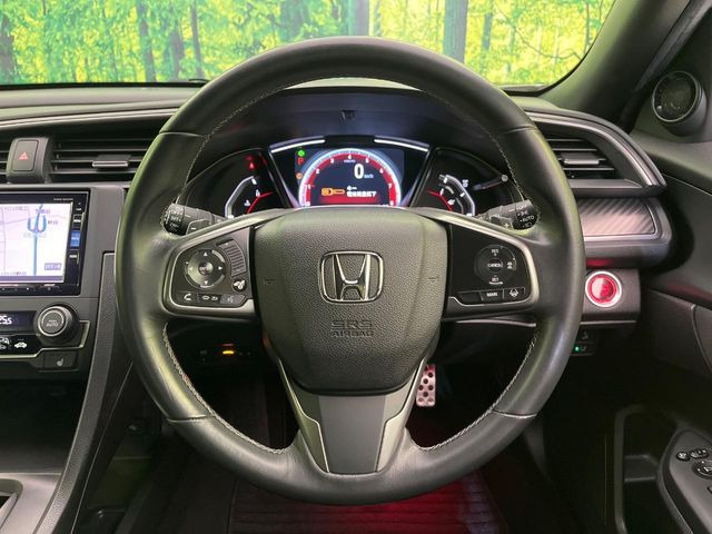 �y�����v�����X�e�A�����O�z�㎿�Ȋv���g�p���邱�ƂŁA��ɂ����������݂ƂĂ��^�]���₷���n���h���ł���