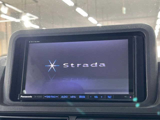 �y�i�r�Q�[�V�����z�g���₷���i�r�ŖړI�n�܂ł�������ē����Ă���܂��B�e��I�[�f�B�I�Đ��@�\���[�����Ă���A���Ԃ̉^�]������Ɋy�����Ȃ�܂�!!