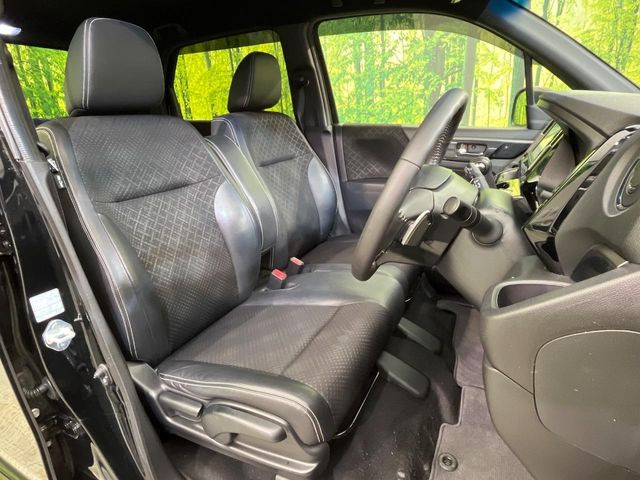 �y�n�[�t���U�[�V�[�g�z�������ƍ���S�n�𗼗������l�C�̃V�[�g���w�ʁE���ʂ̃t�@�u���b�N�f�ނ́A�ʋC���̗ǂ��⊊��ɂ����ɗD��Ă��܂��B�C���╞���ɍ��E���ꂸ���K�ɂ���肢�������܂��B