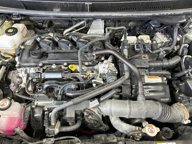 親切・丁寧な専門メカニックスタッフが応対!・車検・点検整備・事故等の修理などアフターサービスも安心。お車のカスタマイズもネクステージのサービススタッフまでご相談ください!