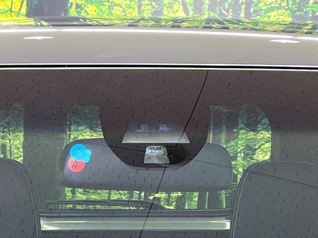 �y�V�e�B�u���[�L�A�N�e�B�u�V�X�e���z�ᑬ���s���ɑO���̎ԗ�����F�����A�Փ˂������Ȏ��͌x��ƃu���[�L�ŏՓˉ���Ɣ�Q�y�����A�V�X�g�B�����S�Ƀh���C�u�����y���݂��������܂��B