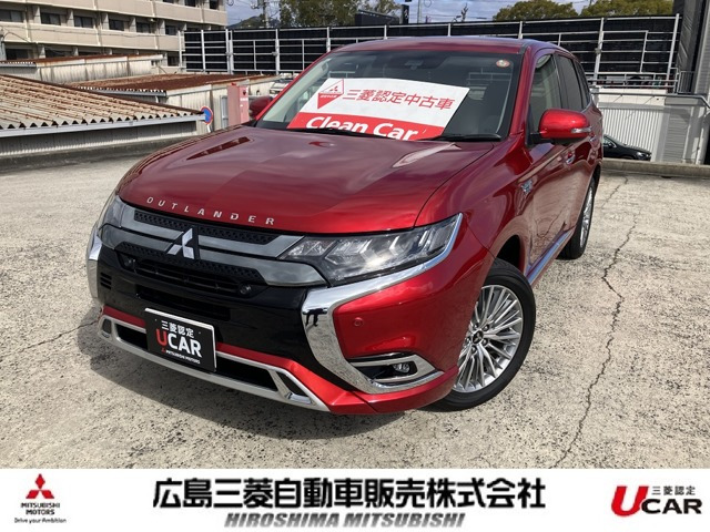 アウトランダーPHEV2.4 G プラスパッケージ 4WD