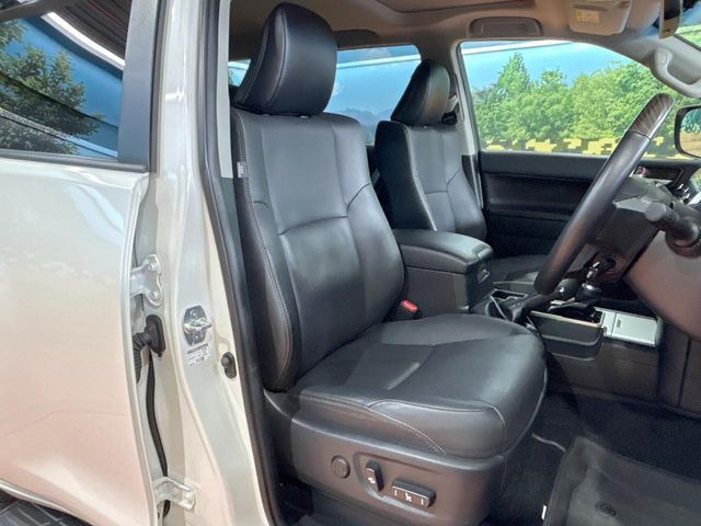 �^�]�ȃV�[�g���͎g�p�������Ȃ��A�ǍD�ȏ�ԂƂȂ��Ă��܂��B���J�Ɏg���Ă������Ƃ��悭�킩��܂��ˁB