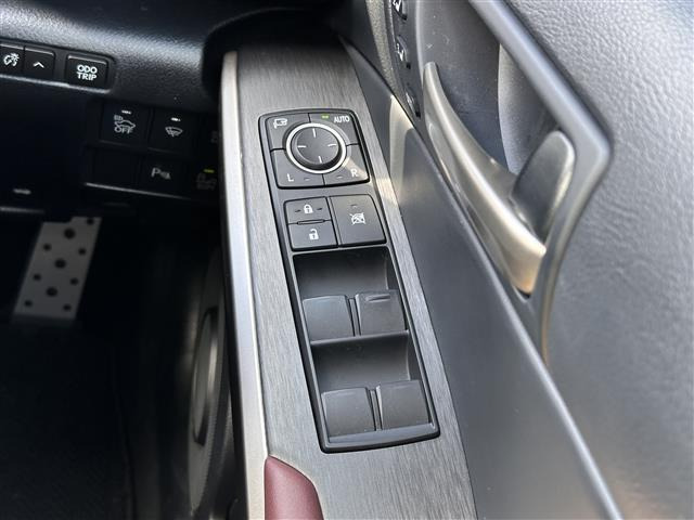 IS300h Fスポーツ