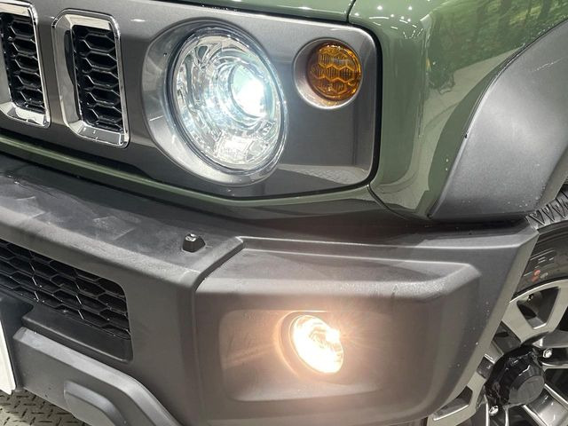 �yLED�w�b�h���C�g�z���V����ԑ��s�����ǍD�Ȏ��E���m�ۂ����S���ĉ^�]�ł��鍂�P�xLED�w�b�h���C�g�𑕔�!�_�����x�������A����d�͂��}�����Ă��܂��B