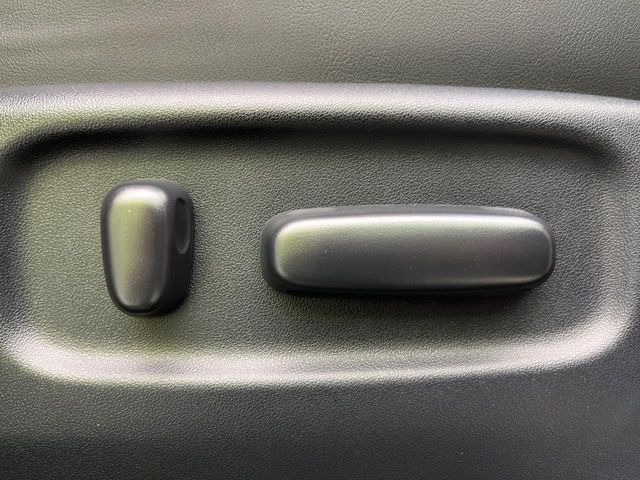 �y�p���[�V�[�g�z�X�C�b�`��ŊȒP�ɃV�[�g�̔��������\!�d��������͂�����܂���!���K�ȃV�[�g�|�W�V�����ɃZ�b�g���āA���K�ȃh���C�u�����y���݂��������B