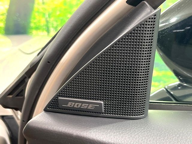 �yBOSE�T�E���h�V�X�e���z���[�J�[�I�v�V�����̍��i�ʃT�E���h�V�X�e���𓋍ځB��p�̃`���[�j���O���{���ꂽ�召�l�X�ȃX�s�[�J�[����ǎ��ȃT�E���h���t�ł��A�Տꊴ���ӂ�鉹����Ԃ����o���܂��B