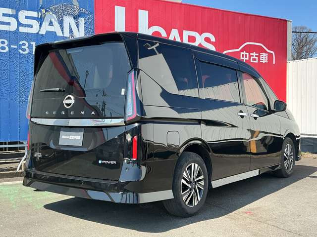 セレナ1.4 e-POWER ハイウェイスターV