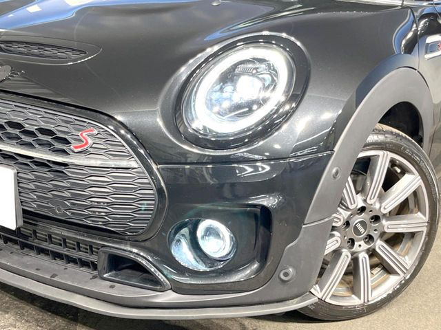 ��LED�w�b�h���C�g:��ԑ��s�����ǍD�Ȏ��E���m�ۂ����S���ĉ^�]�ł��鍂�P�xLED�w�b�h���C�g�𑕔�!�_�����x�������A����d�͂��}�����Ă��܂��B