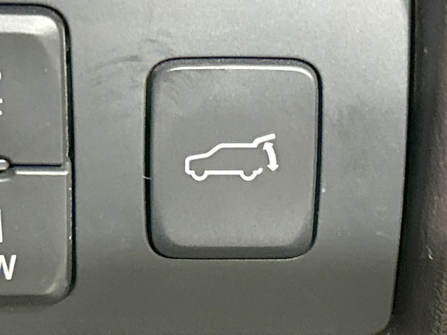 �y�p���[�o�b�N�h�A�z�X�}�[�g�L�[��^�]�Ȃ̃{�^�������������Ń��A�Q�[�g�������ŊJ���܂�!�ו��������Ă��鎞��A�����ʒu�ɂ���o�b�N�h�A��߂�ۂɕ֗��ȋ@�\�ł���