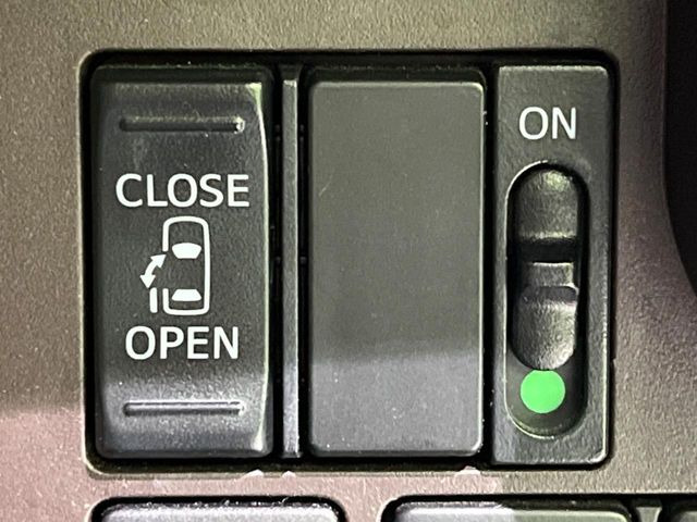 �y�p���[�X���C�h�h�A�z�X�}�[�g�L�[��^�]�Ȃ̃X�C�b�`�ŃX���C�h�h�A�̊J���\���d��������͂����ăh�A���J����K�v�������A���������q�l�ł��A�d���ו��������Ă��鎞�����N�ɊJ���߂ł��܂���