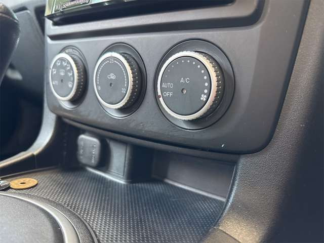 �I�[�g�G�A�R��