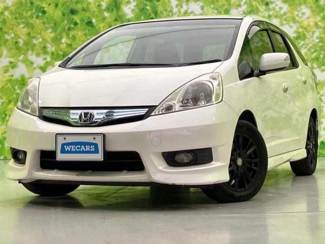 フィットシャトルハイブリッド1.3 ナビプレミアムセレクション