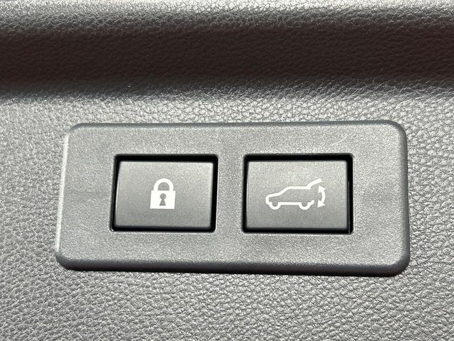 �y�p���[�o�b�N�h�A�z�X�}�[�g�L�[��^�]�Ȃ̃{�^�������������Ń��A�Q�[�g�������ŊJ���܂�!�ו��������Ă��鎞��A�����ʒu�ɂ���o�b�N�h�A��߂�ۂɕ֗��ȋ@�\�ł���