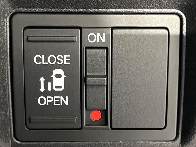 �y�p���[�X���C�h�h�A�z�X�}�[�g�L�[��^�]�Ȃ̃X�C�b�`�ŃX���C�h�h�A�̊J���\���d��������͂����ăh�A���J����K�v�������A���������q�l�ł��A�d���ו��������Ă��鎞�����N�ɊJ���߂ł��܂���