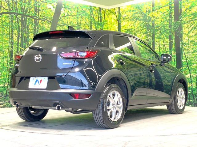 ☆全国のネクステージからお取り寄せが可能※!遠方の店舗に展示してあるクルマが気になる場合も、最寄りの店舗でご覧いただくことが可能です!是非私たちに要望をお聞かせください!※別途費用