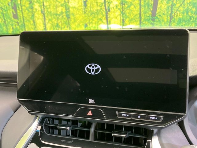 �yJBL�T�E���h�V�X�e���t������12.3�^�i�r�z�[���̃i�r�@�\�͂������A���x�ȃ`���[�j���O�\�͂����ڂ���Ă���A�������ȉ��y�����y���݂��������܂���