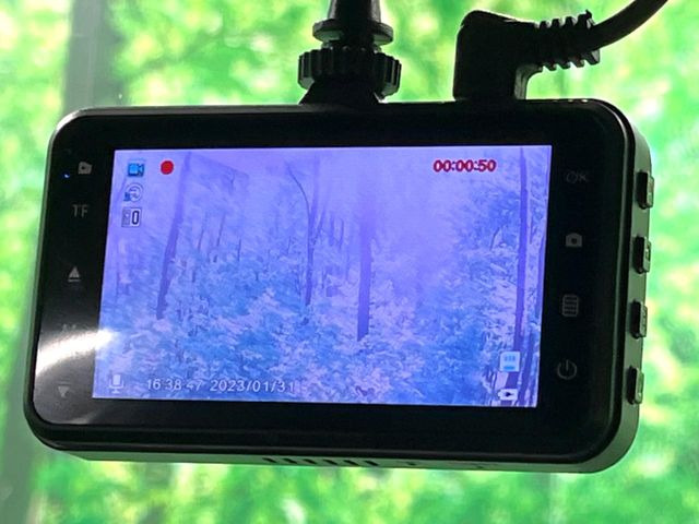 �y�h���C�u���R�[�_�[�z���S�E���S�ȃJ�[���C�t�ɕK�{�̃h���C�u���R�[�_�[�𑕔�!���s���͂������A������^�]�⎖�̂ɑ��������ۂ̏󋵂��f���ŋL�^���A����̃��X�N�ɔ����܂��B