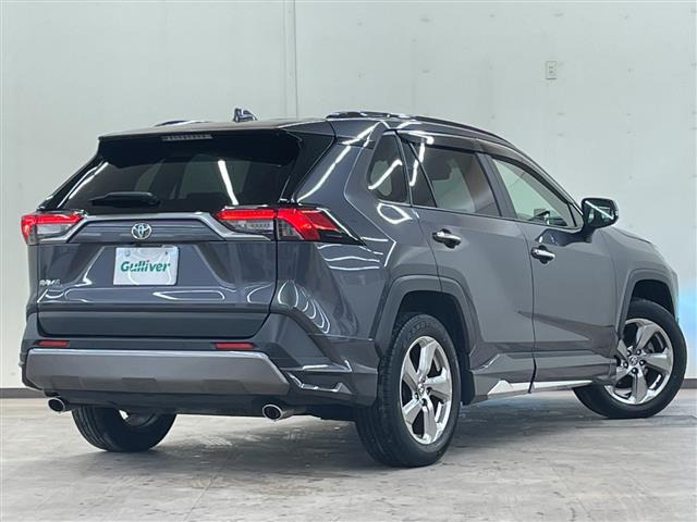 RAV42.0 G 4WD