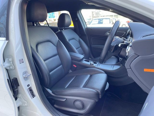 ���V�[�g�̎g�p��:�j��E�ւ�������Ȃ��A�����̒ʂ肫�ꂢ�ȏ�Ԃ��ێ����Ă���܂��B�܂��A�����N���[�j���O�E�R�[�e�B���O�����p�����������܂��B