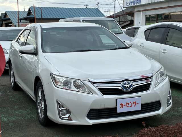 カムリハイブリッド2.5 レザーパッケージ