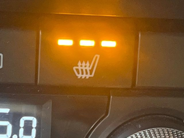 �y�O��+���ȃV�[�g�q�[�^�[�z�������ɏd�󂷂�V�[�g�q�[�^�[����Ȃɂ�����!�G�A�R����葁�����܂��Ă����̂Ŋ�����̐l�����S�ł��ˁ�G�A�R���̉����͊������邩����A�Ƃ������ɂ����������߂ł��B