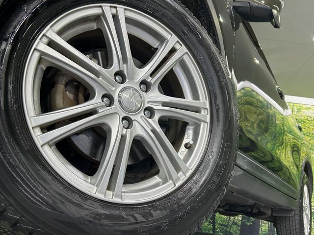 �y17�C���`�A���~�z�C�[���z�O�ςɃ}�b�`�����A���~�z�C�[���𑕒����Ă���܂��B�e��ЊO�A���~�z�C�[����A�X�^�b�h���X�^�C�����戵�����Ă���܂��B���񂲑��k����������