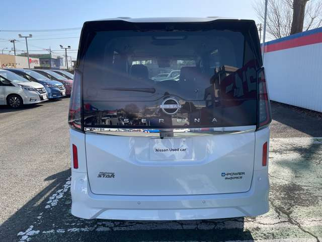 セレナ1.4 e-4ORCE ハイウェイスターV 4WD