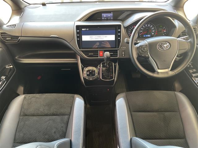 ヴォクシー2.0 ZS 煌III