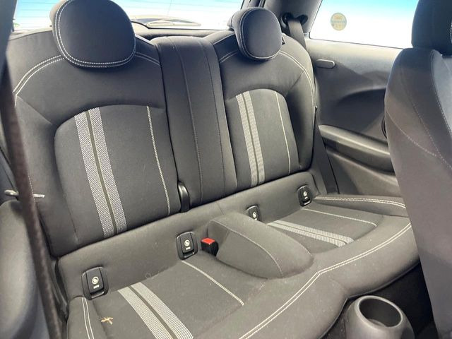 ���㕔���Ȃ��C�ɂȂ�悤�ȃL�Y�E�����ւ��蓙�A�傫�ȃ_���[�W�͂Ȃ��A�ǍD�ȏ�Ԃł��B