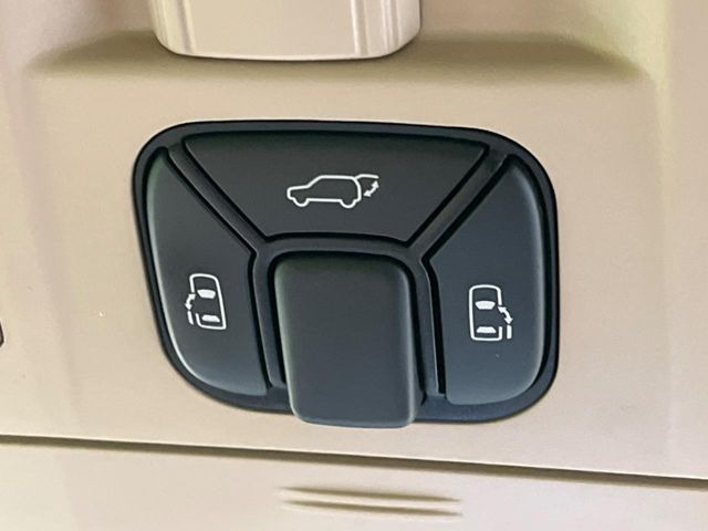 �y�����p���[�X���C�h�h�A�z�X�}�[�g�L�[��^�]�Ȃ̃X�C�b�`�Ō�ȗ����X���C�h�h�A�̊J���\���d��������͂����ăh�A���J����K�v�������A�����Ȃ��q�l�ł��ȒP�ɊJ���߂ł����K�ł���