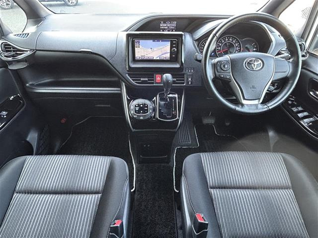 ヴォクシー2.0 ZS 煌