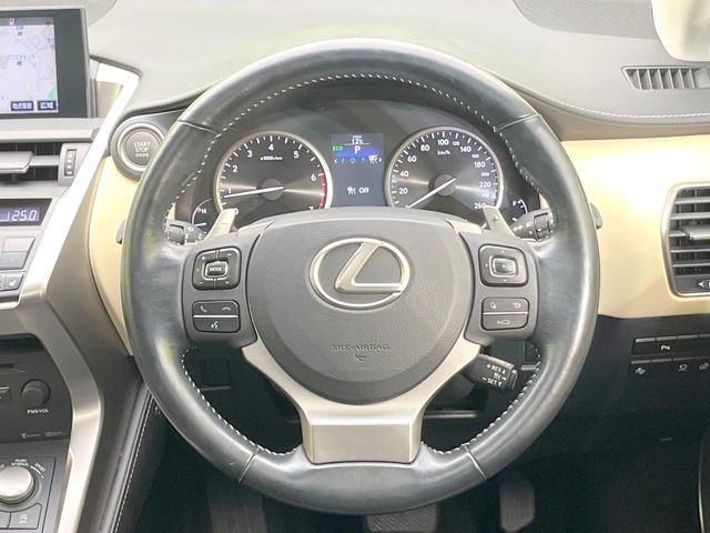 �y�����v�����X�e�A�����O�z�㎿�Ȋv���g�p���邱�ƂŁA��ɂ����������݂ƂĂ��^�]���₷���n���h���ł���