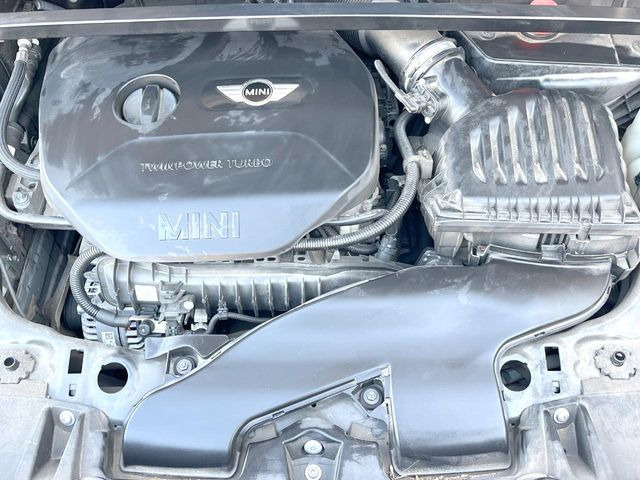 �����X�ł́A�e���[�J�[�̐�p�f�f�e�X�^�[�𓱓��B���Ǝ��i�����e�N�j�J���X�^�b�t���풓���Ă���܂��̂ŁA������̍ۂɂ����S���Ă����p���������܂��B