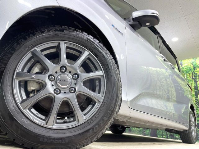 �y15�C���`�A���~�z�C�[���z�O�ςɃ}�b�`�����A���~�z�C�[���𑕒����Ă���܂��B�e��A���~�z�C�[����A�X�^�b�h���X�^�C�����戵�����Ă���܂��B���񂲑��k����������