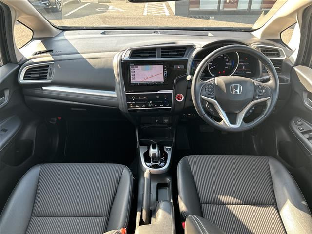 フィット1.5 ハイブリッド L ホンダセンシング