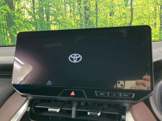 【12.3インチディスプレイオーディオ】スマートフォンと連携が可能な大画面ディスプレイオーディオです。スマートフォンのナビ機能を使用したり、Bluetooth接続で音楽もお楽しみいただけます!