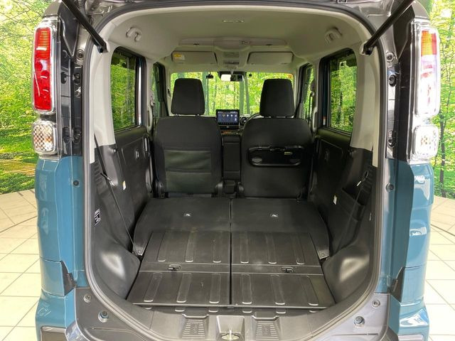 ���i�̂���������ʋ΁A���}���ɏ\���ȉ׎��X�y�[�X���m�ۂ��Ă���܂��B�Z�J���h�V�[�g��|���ƁA�傫�ȉו��̐ύڂ��\�ł���