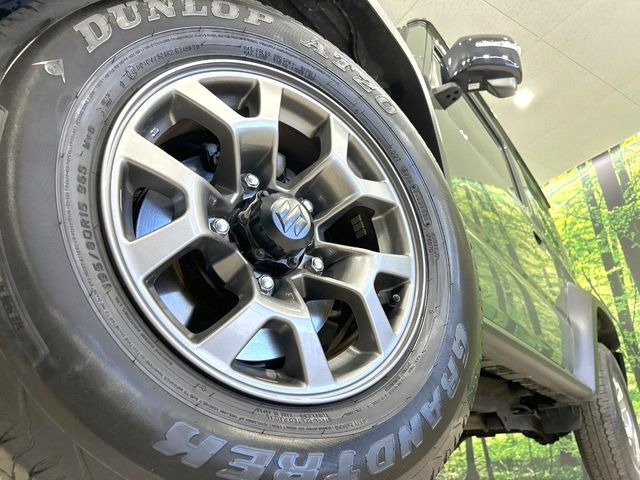 �y����15�C���`�A���~�z�C�[���z�O�ςɃ}�b�`���������A���~�z�C�[���𑕒����Ă���܂��B�e��ЊO�A���~�z�C�[����A�X�^�b�h���X�^�C�����戵�����Ă���܂��B���񂲑��k����������