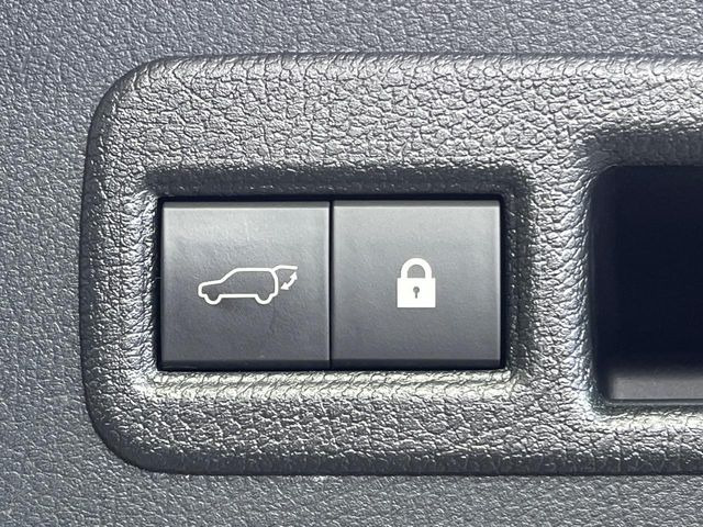 �y�p���[�o�b�N�h�A�z�X�}�[�g�L�[��^�]�Ȃ̃{�^�������������Ń��A�Q�[�g�������ŊJ���܂�!�ו��������Ă��鎞��A�����ʒu�ɂ���o�b�N�h�A��߂�ۂɕ֗��ȋ@�\�ł���