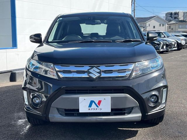 弊社では、全車『修復歴なし』のお車のみ取り扱っております。専任バイヤーによる厳選した仕入れの後、入庫後の車両チェックを行い、ネクステージが認定した高品質な中古車をご提供しております。