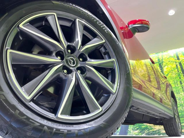 �y����19�C���`�A���~�z�C�[���z�O�ςɃ}�b�`���������A���~�z�C�[���𑕒����Ă���܂��B�e��ЊO�A���~�z�C�[����A�X�^�b�h���X�^�C�����戵�����Ă���܂��B���񂲑��k����������