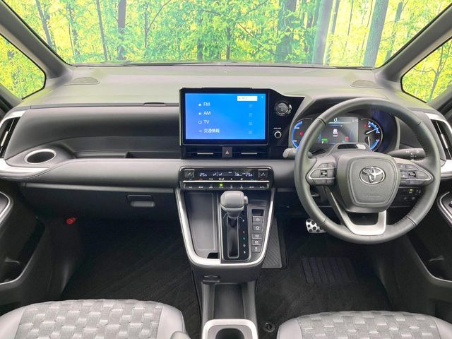 ヴォクシー1.8 ハイブリッド S-Z