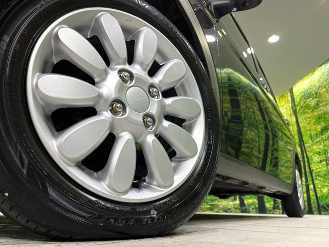 �y����14�C���`�A���~�z�C�[���z�O�ςɃ}�b�`���������A���~�z�C�[���𑕒����Ă���܂��B�e��ЊO�A���~�z�C�[����A�X�^�b�h���X�^�C�����戵�����Ă���܂��B���񂲑��k����������