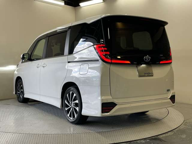 �l�C�̎Ԏ킪�����낢!�e���[�J�[ �ŐV�l�C�Ԃ����C���i�b�v!���ĐG���đI�ׂ�W����ł�!