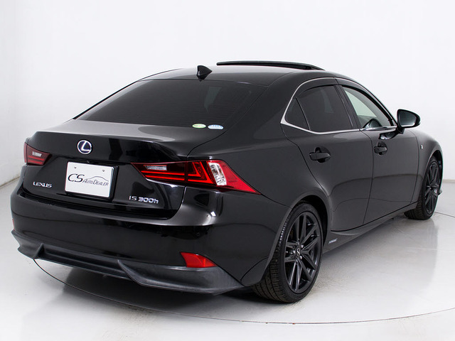 テールスモーク加工、スポイラー取付等々ドレスアップ可能です。違う角度が見たい・・・等のご要望御座いましたら是非お声掛け下さい!!お写真をお送りさせて頂きます。