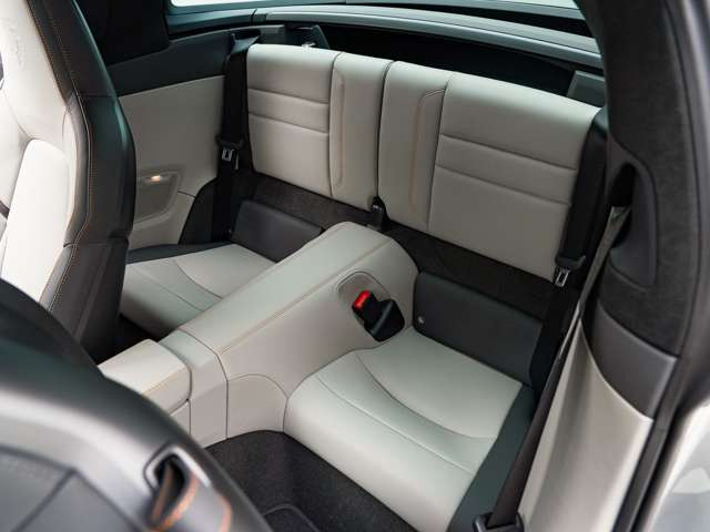 �y ���S��1�N�����ۏ� �z���[�Ԍ�12����10,000�L���܂ŕۏ؁B�����A���Ԃ������Ɛg�߂ȑ��݂ɁB��b���i(�G���W���@�\�A�_�΃V�X�e���A�z�r�C�V�X�e��)�͂�������Ή��B���k���ɉ�����]������������������!