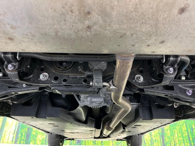 下回りがきれいなうちに、防錆加工の施工がオススメ。降雪地域はもちろん、沿岸部にお住いの方や、趣味でマリン・ウィンタースポーツをされる方にご好評いただいております。